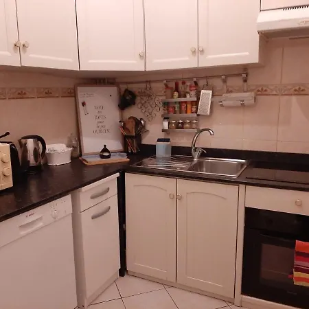 Paris - Bords De Marne Daire